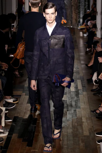 Look 40